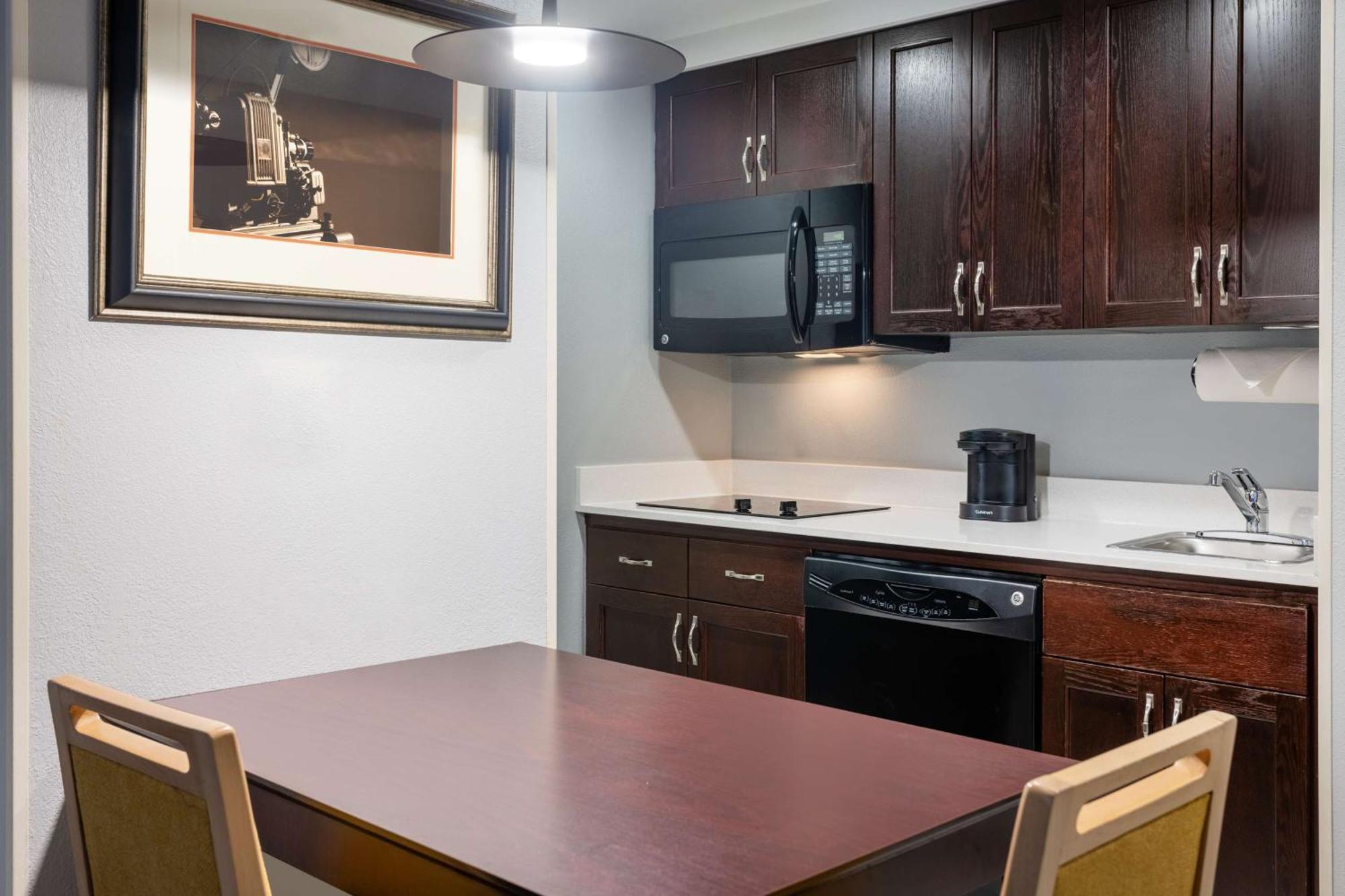 Homewood Suites By Hilton Rochester/Greece, Ny Exteriör bild